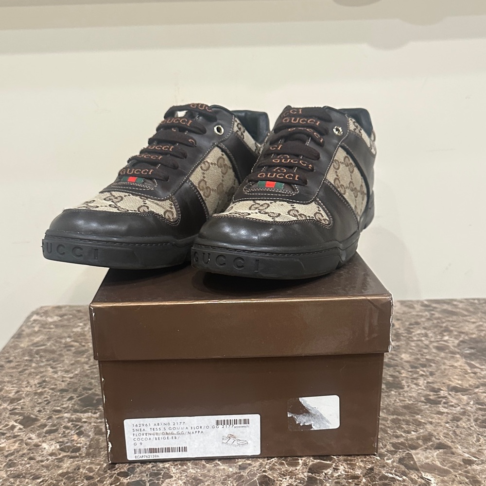 Gucci Beige and Black Patterned Sneakers